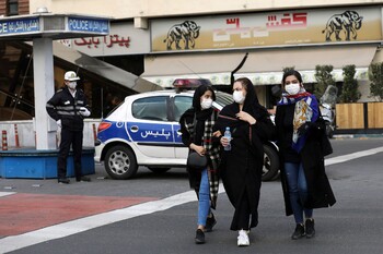 Посольство РФ в Иране призывает туристов к осторожности из-за вспышки коронавируса 