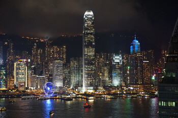 "Аэрофлот" приостанавливает рейсы в Гонконг